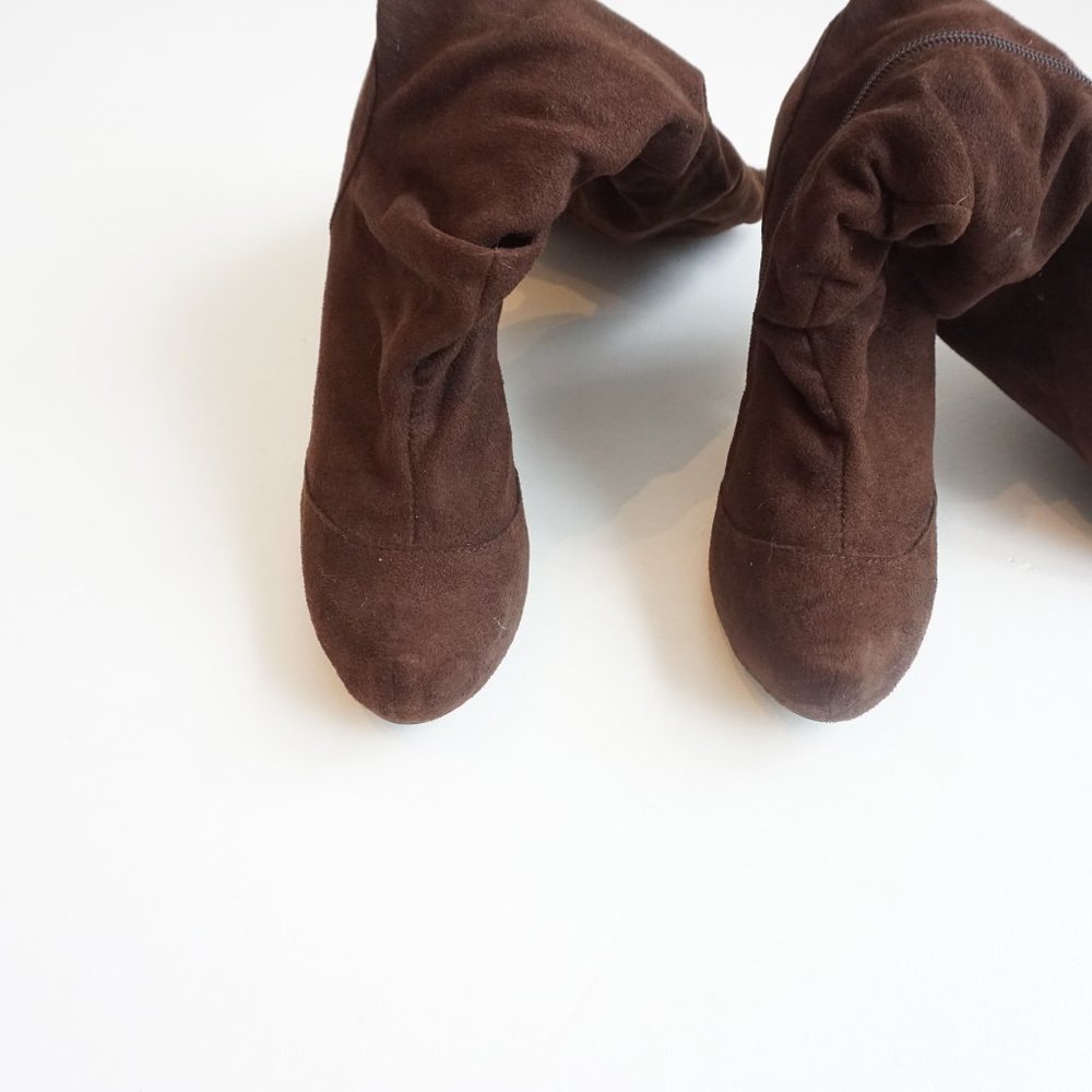 Dark Brown Suede High Heeled Boots Size 7.5 - Picture 4 of 6